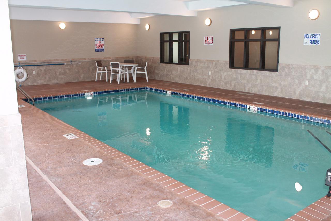 Brookstone Lodge & Suites - Емметсбург  Екстер'єр фото